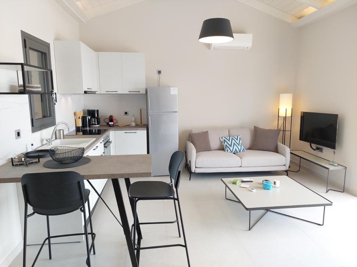 Alekos Beach Houses-Elia Villas Ликсури Екстериор снимка